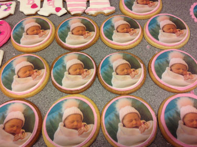 edible baby photo round cookies